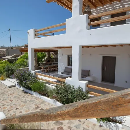 Acres Luxe, First Floor Haven & Ground Floor Retreat Holiday home