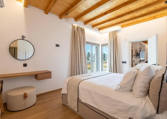 Acres Luxe, First Floor Haven & Ground Floor Retreat Semesterbostad Ano Mera