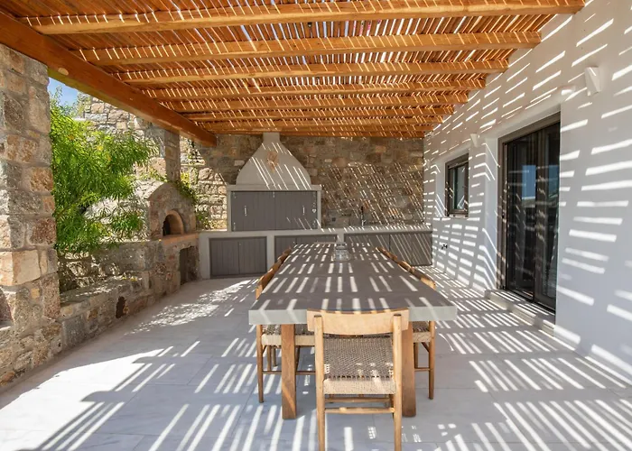 Vakantiehuis Acres Luxe, First Floor Haven&ground Floor Retreat Ano Mera